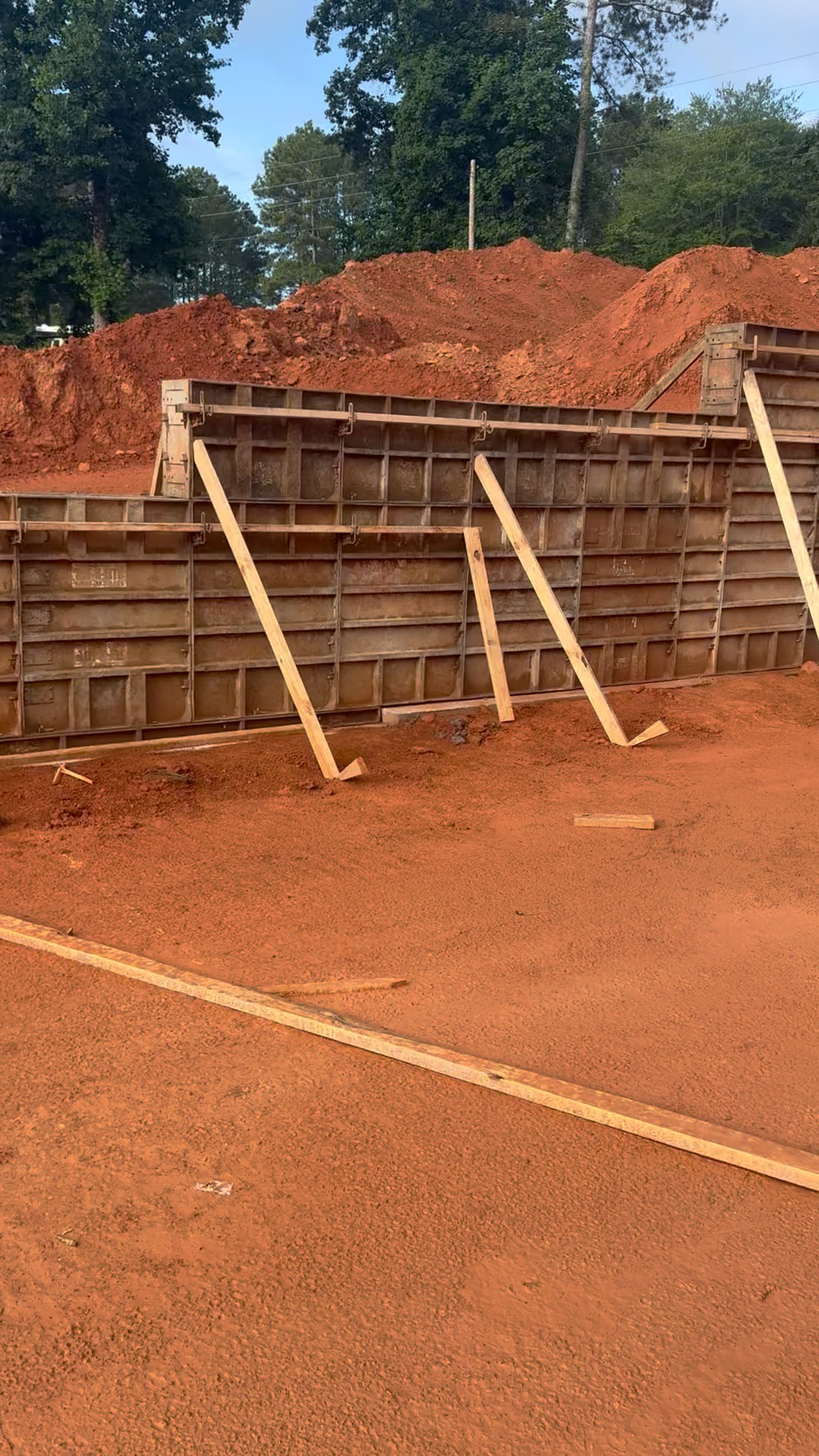 Forsyth new build - Foundation walls rising